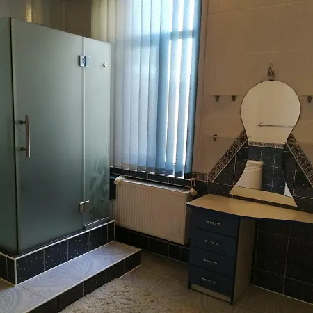 Затишна Квартира В Центрі Міста Ternopil Exterior photo